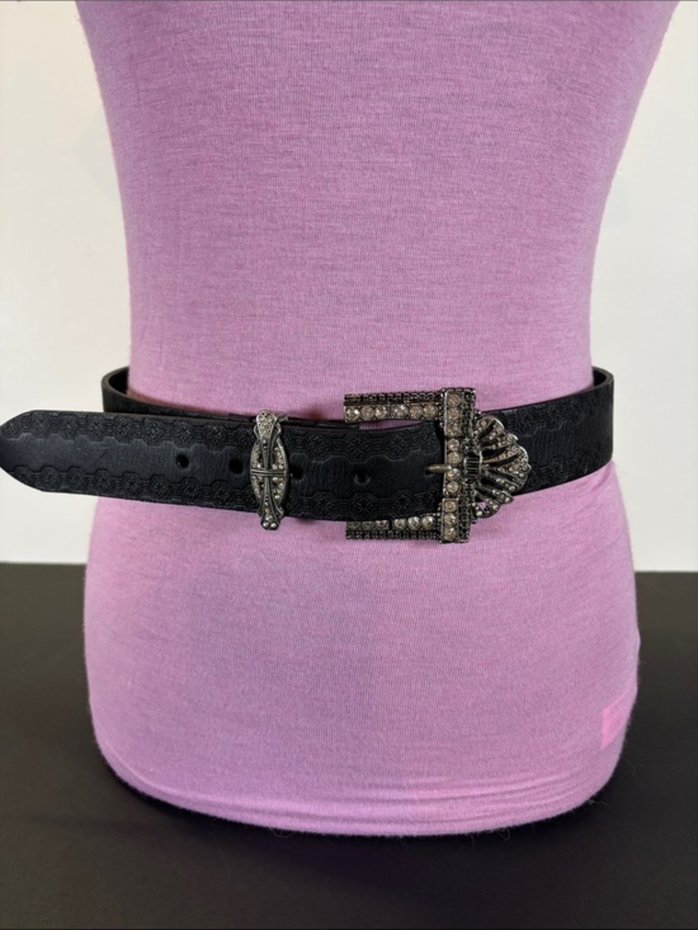 Linea Pelle Genuine Leather Studded Crystal Buckle Belt Size Small